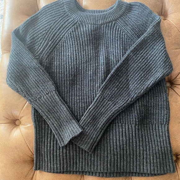Universal Thread Sweater - Picture 2 of 2